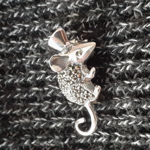 .925 Sterling Silver Brooch/ Pin